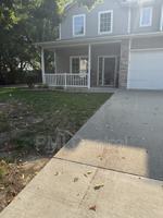 featured image of 10515 Hickory Dr #4