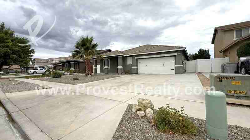 8440 Hoover Ct - Photo 3 of 27