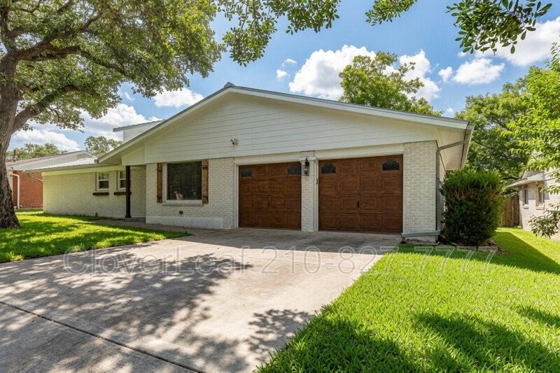 11210 Cedar Elm - Photo 3 of 39
