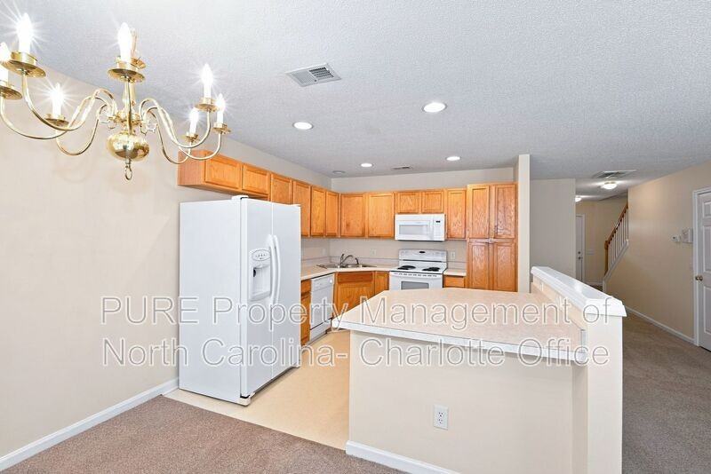 11314 Stone Trail Rd - Photo 2 of 15