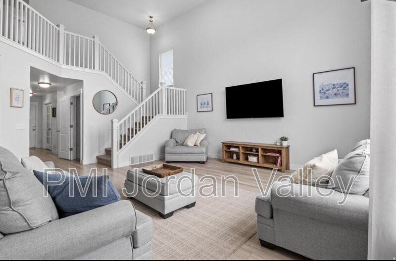 4887 W White Pearl Ct - Photo 2 of 20
