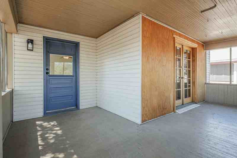 1219 Grand Ave - Photo 3 of 23