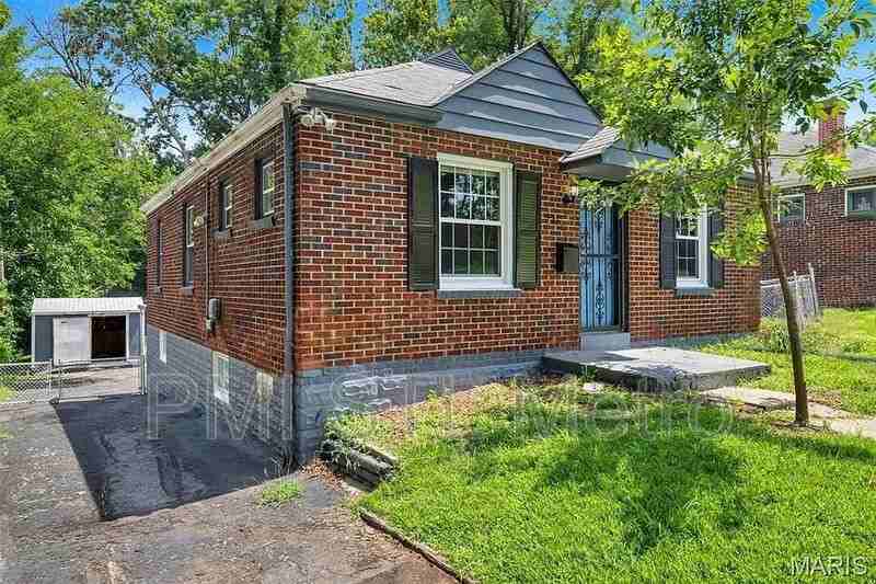 5212 Fletcher St - Photo 3 of 27