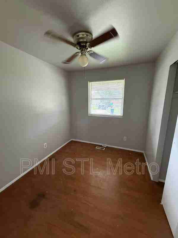 10435 Castle Dr - Photo 7 of 11
