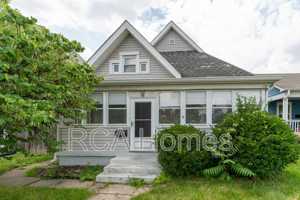 featured image of 1042 Saint Paul St