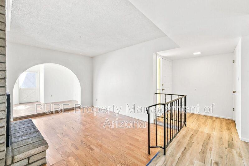2604 W Ellis Dr - Photo 2 of 25