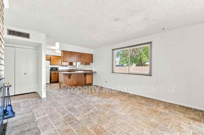 2604 W Ellis Dr - Photo 5 of 25