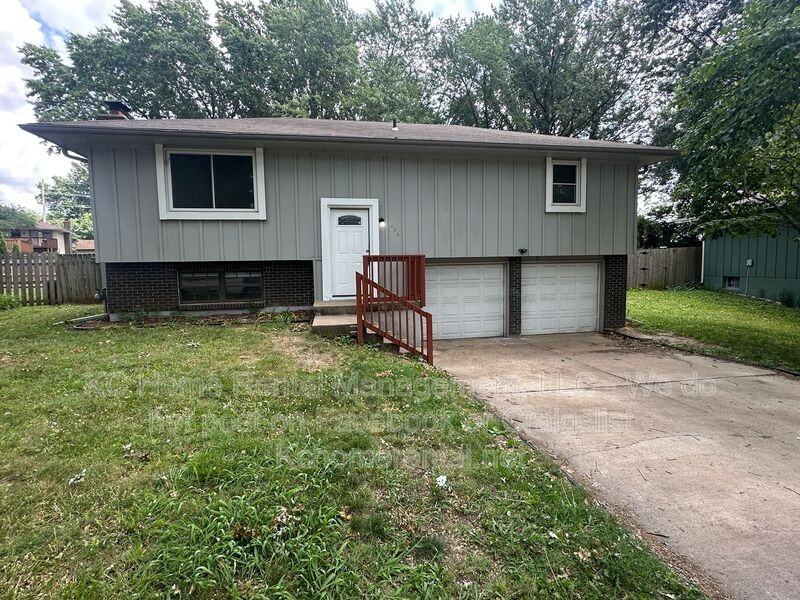 424 Ne Lakeview Dr - Photo 2 of 38