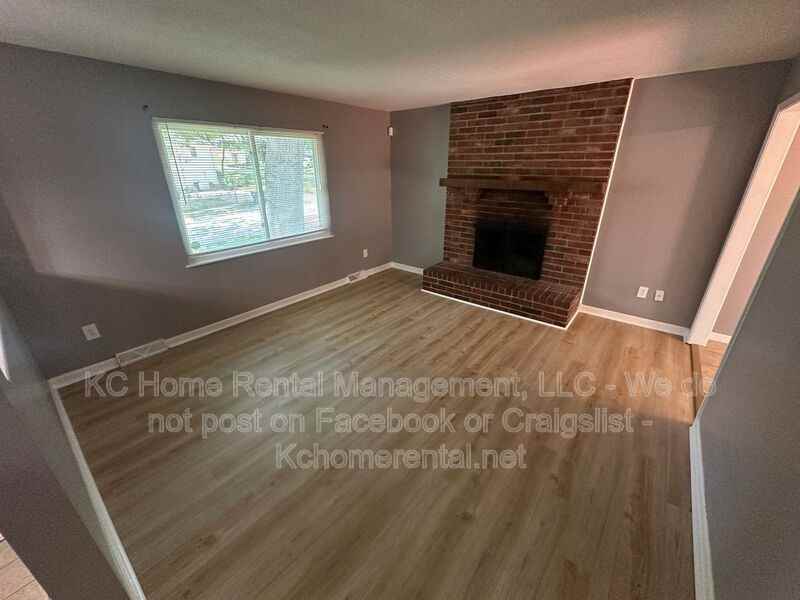 424 Ne Lakeview Dr - Photo 4 of 38