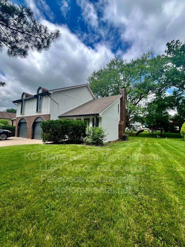 3868 Sw Harbor Dr - Photo 4 of 40