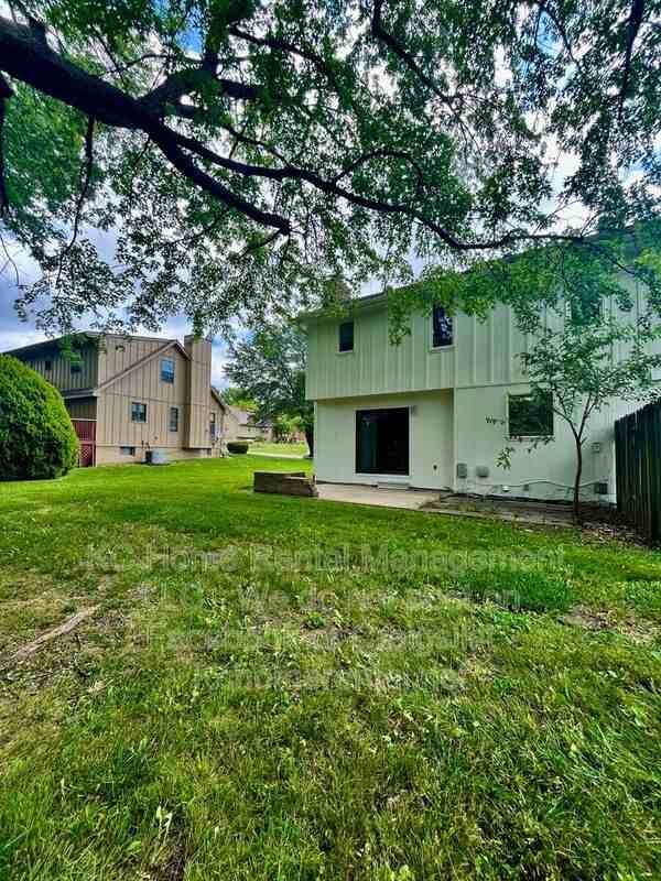 3868 Sw Harbor Dr - Photo 6 of 40