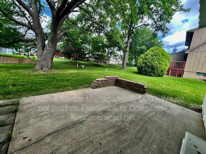3868 Sw Harbor Dr - Photo 7 of 40