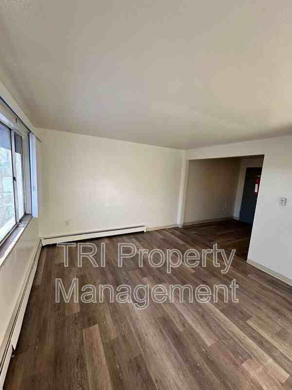 2019 4th Ave - Photo 2 of 5