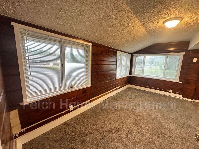 10669 Jonestown Rd #18 - Photo 4 of 9