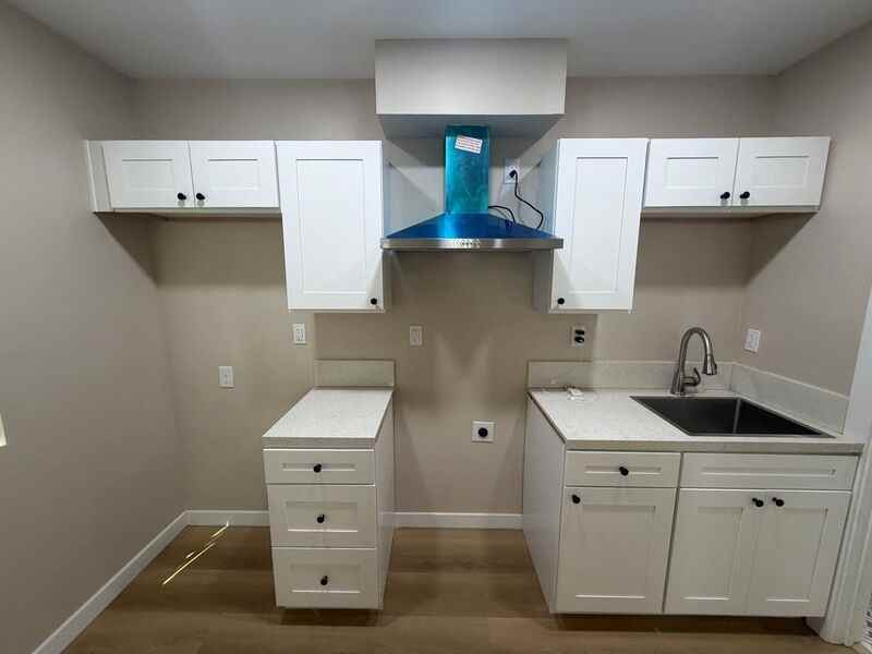 251 E 5th Ave - Photo 2 of 7