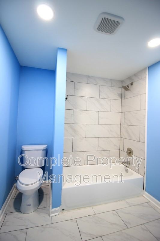932 Court T - Photo 6 of 11