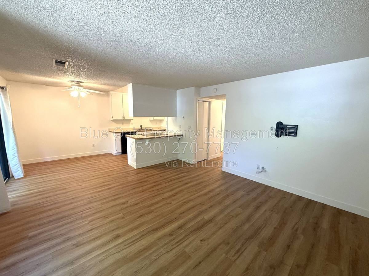 1244 Magnolia Ave #9 - Photo 2 of 10