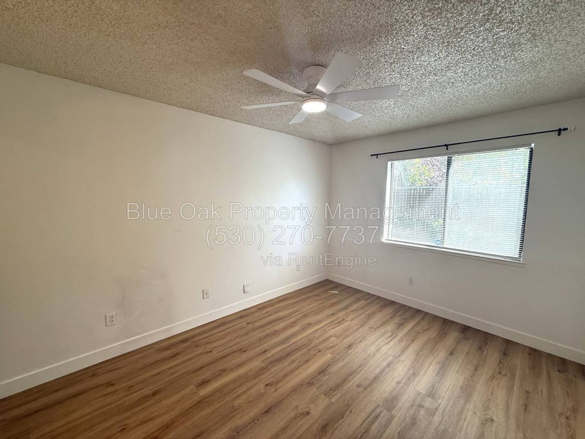 1244 Magnolia Ave #9 - Photo 5 of 10