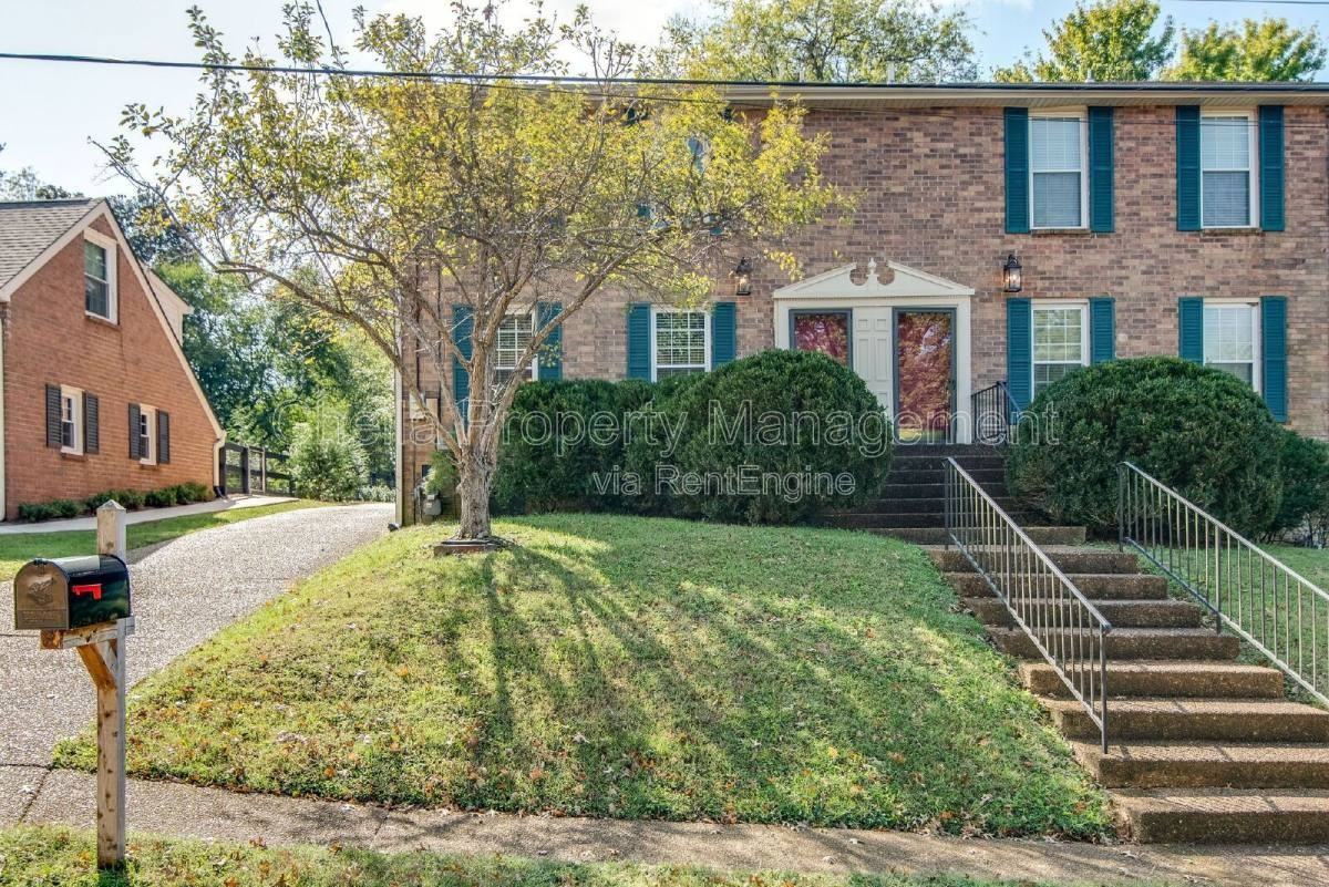 2615 Habersham Ave - Photo 2 of 10
