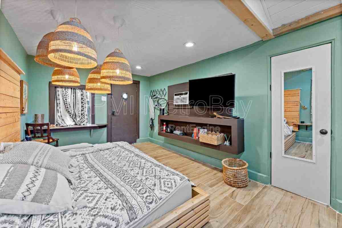 8505 N Lamar St #B - Photo 4 of 10