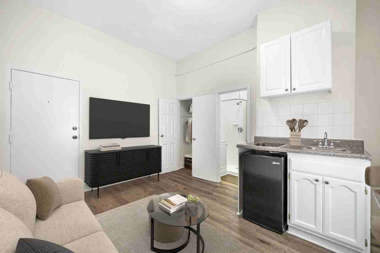 729 S Union Ave #237 - Photo 4 of 49