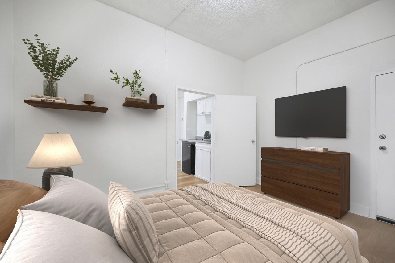 729 S Union Ave #109 - Photo 5 of 51