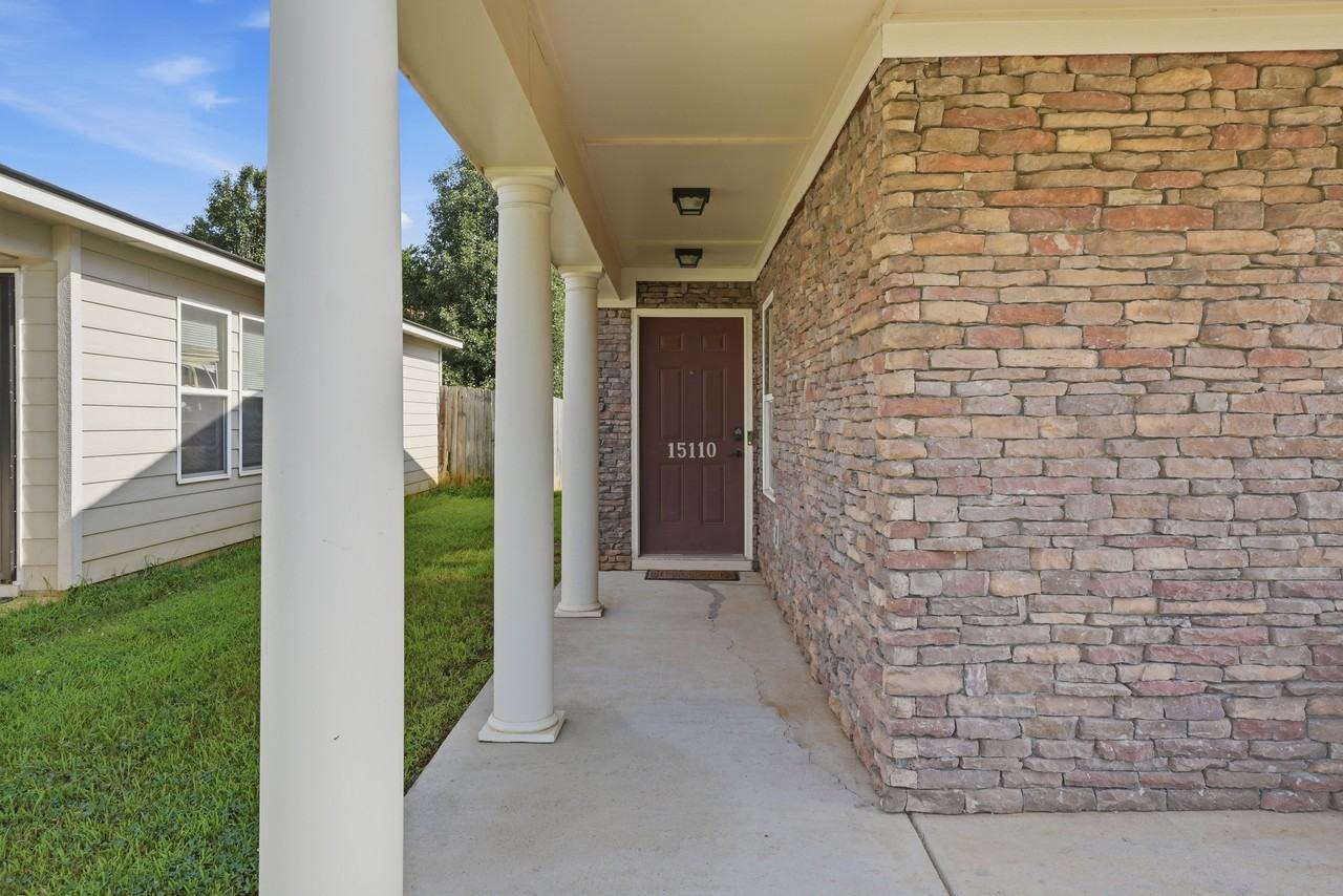 15110 Mill Valley Dr - Photo 4 of 18