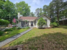 featured image of 3014 Hope Valley Rd