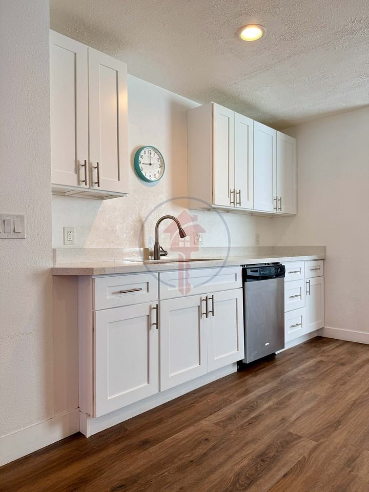 8701 Ws - Photo 4 of 13