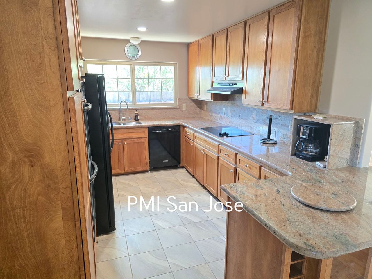 900 Susan Ct - Photo 3 of 26