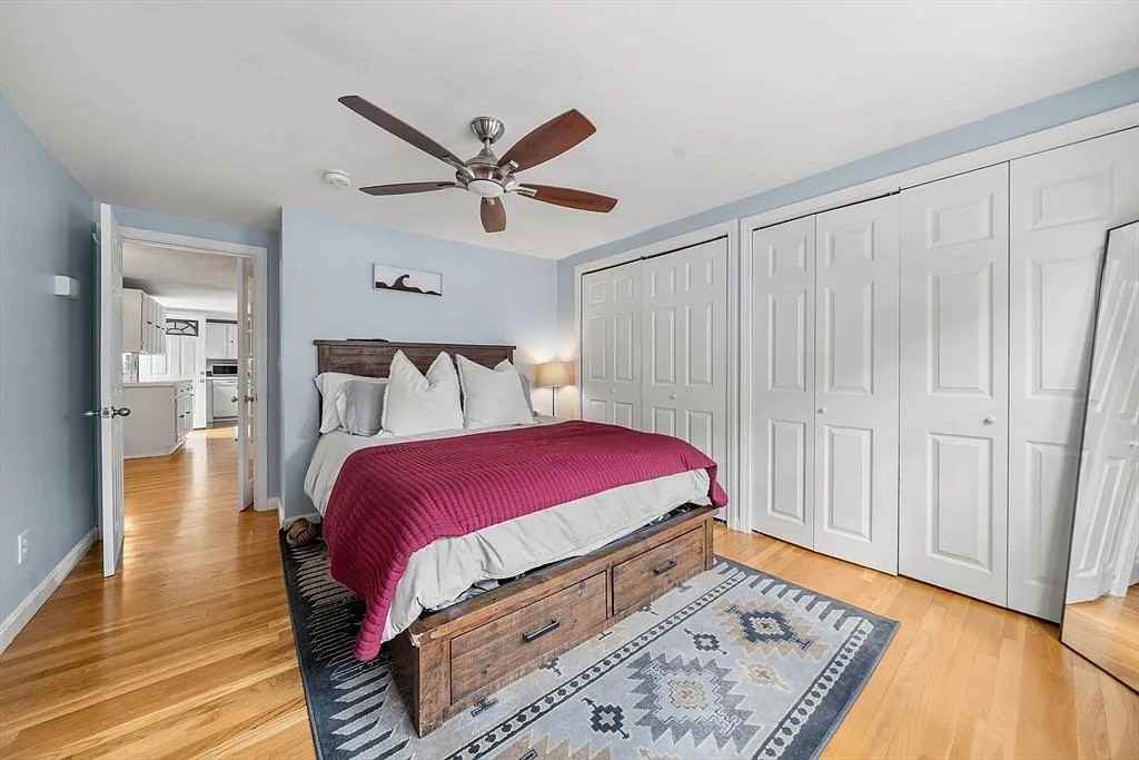 528 E 3Rd St - Photo 7 of 17