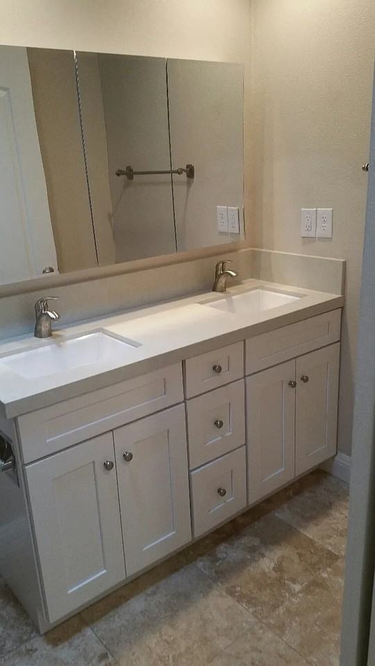 1300 Londonderry St - Photo 4 of 6