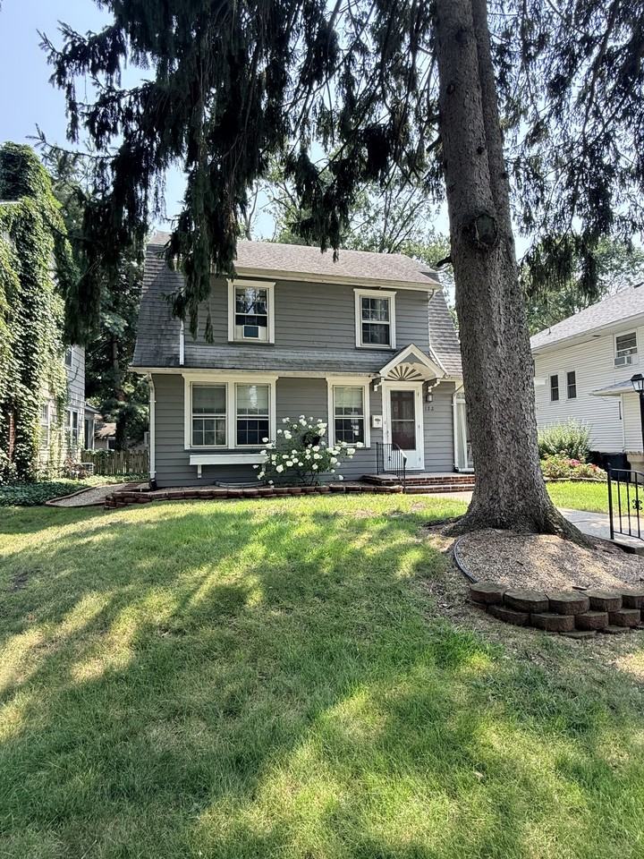 122 E Pokagon St - Photo 2 of 5