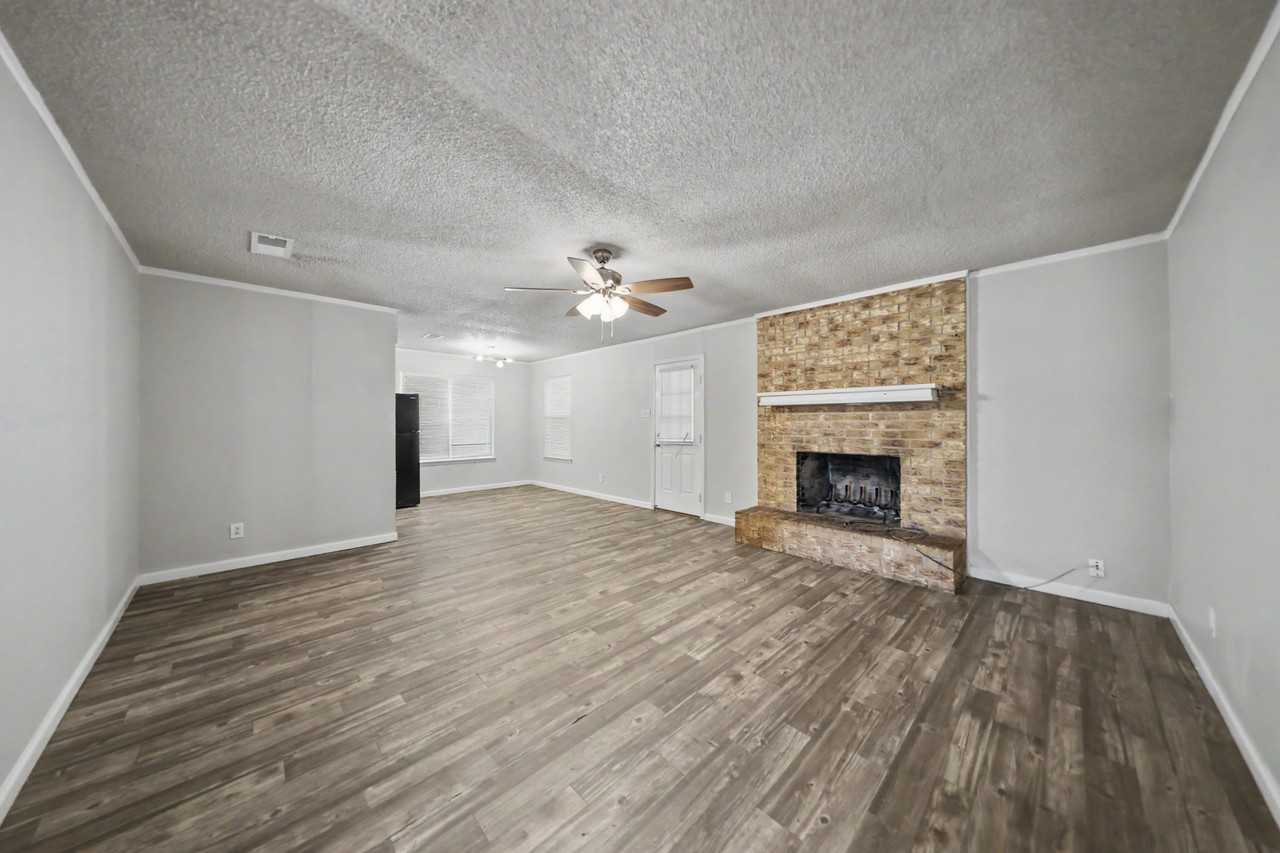 1804 Ruiz Dr - Photo 7 of 22