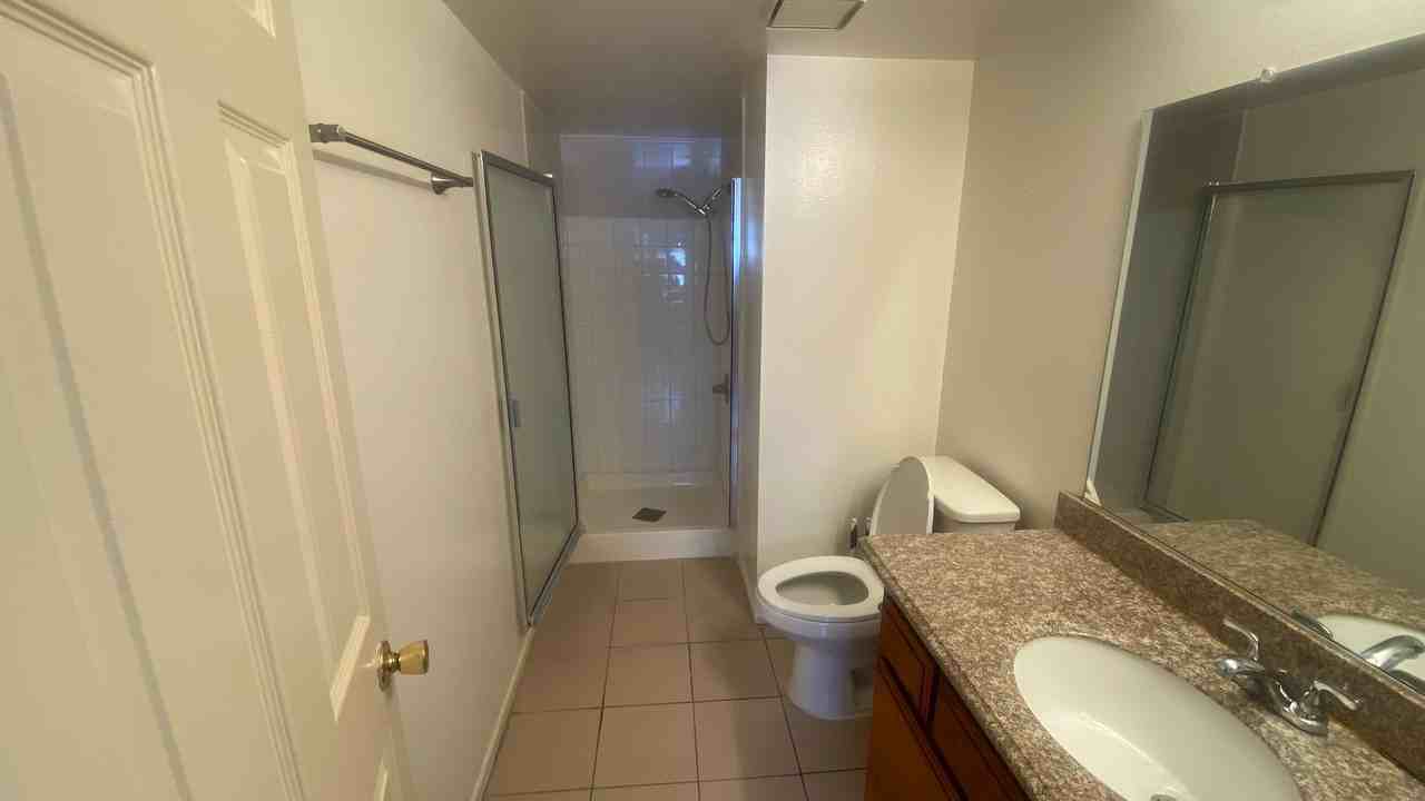 310 N Moore Ave #C - Photo 5 of 13