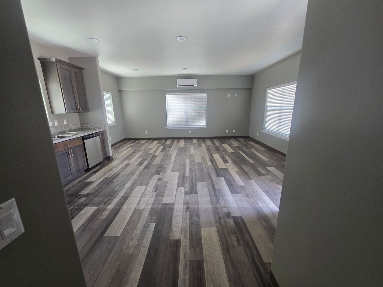 2032 Sw Allen Creek Rd #B - Photo 5 of 21
