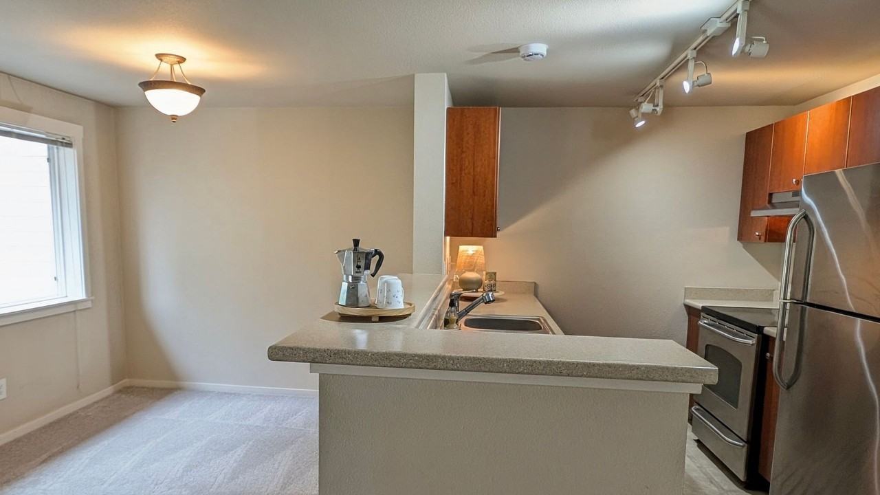 12404 E Gibson Rd #Q302 - Photo 5 of 22