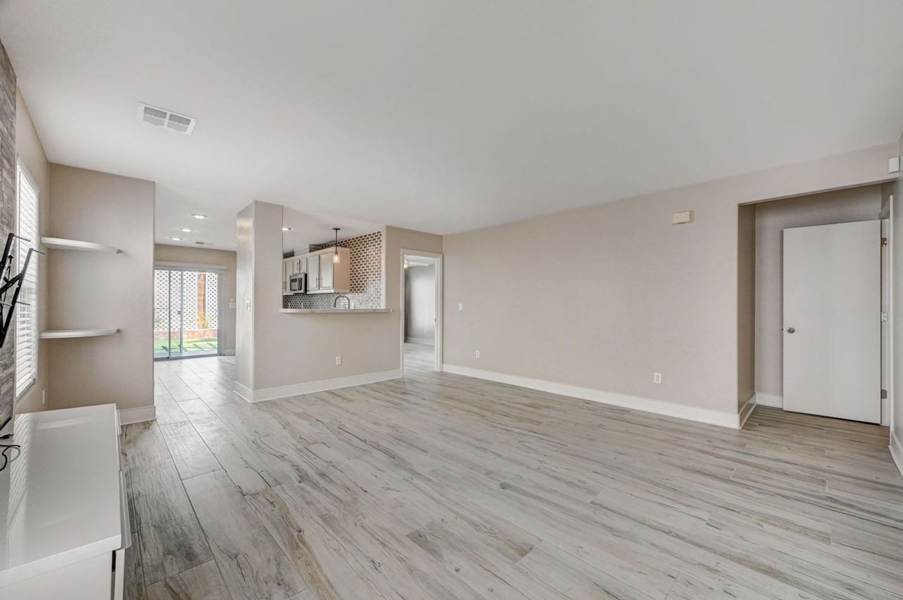 11092 Verismo St - Photo 6 of 42