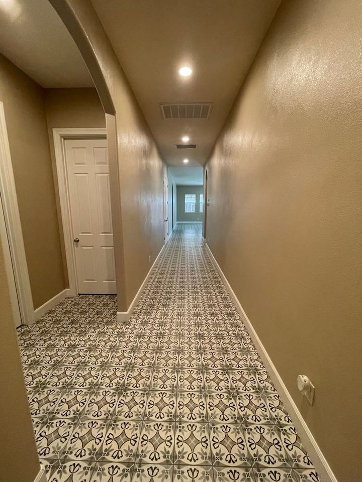 1210 Wildcat Dr - Photo 4 of 27