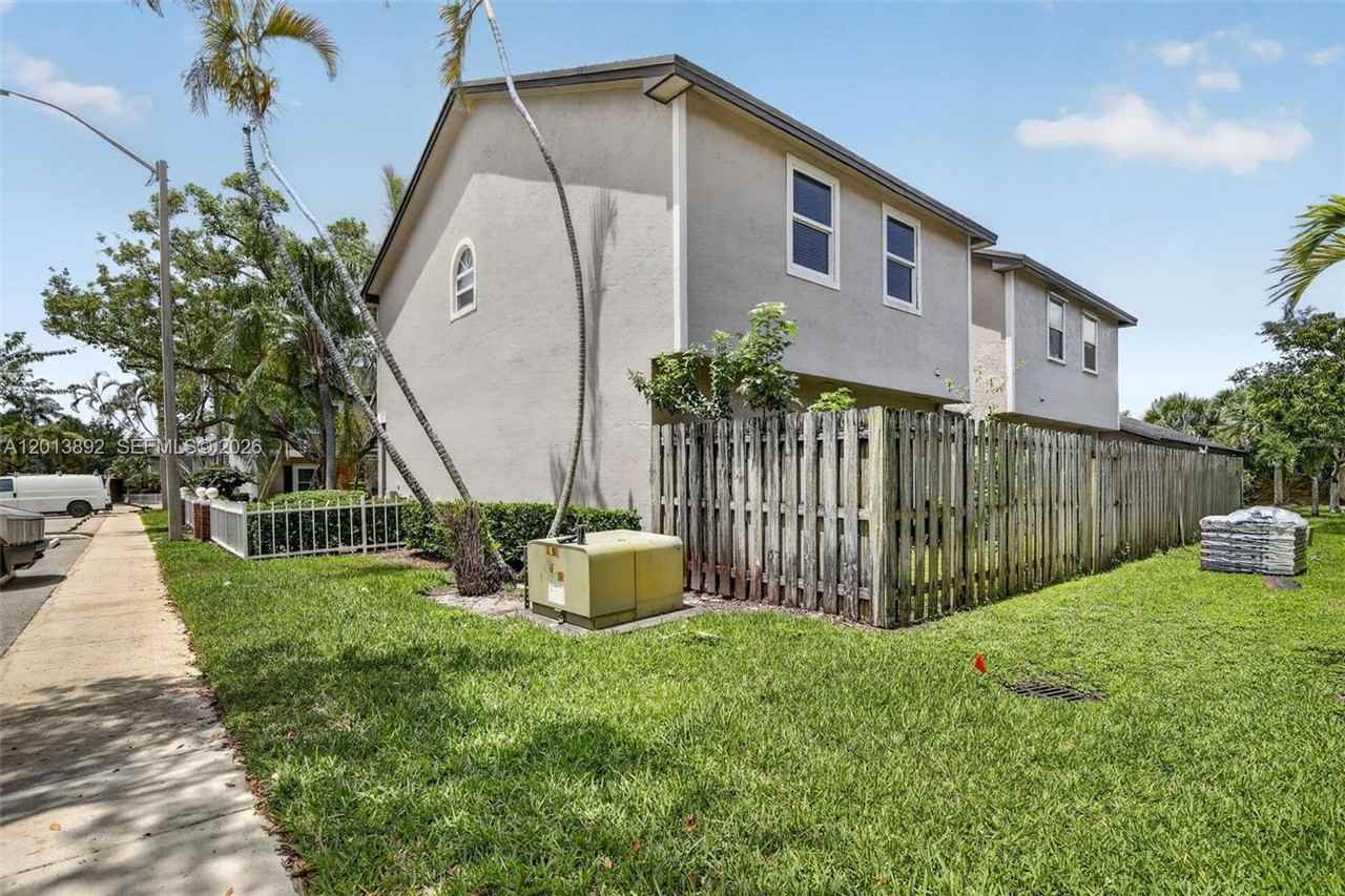 3815 Nw 122nd Ter - Photo 2 of 32