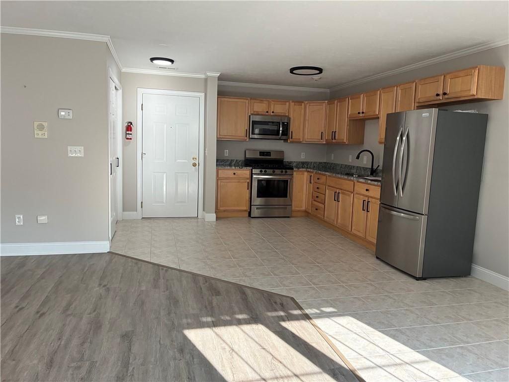 483 N Broadway ##3b - Photo 3 of 13