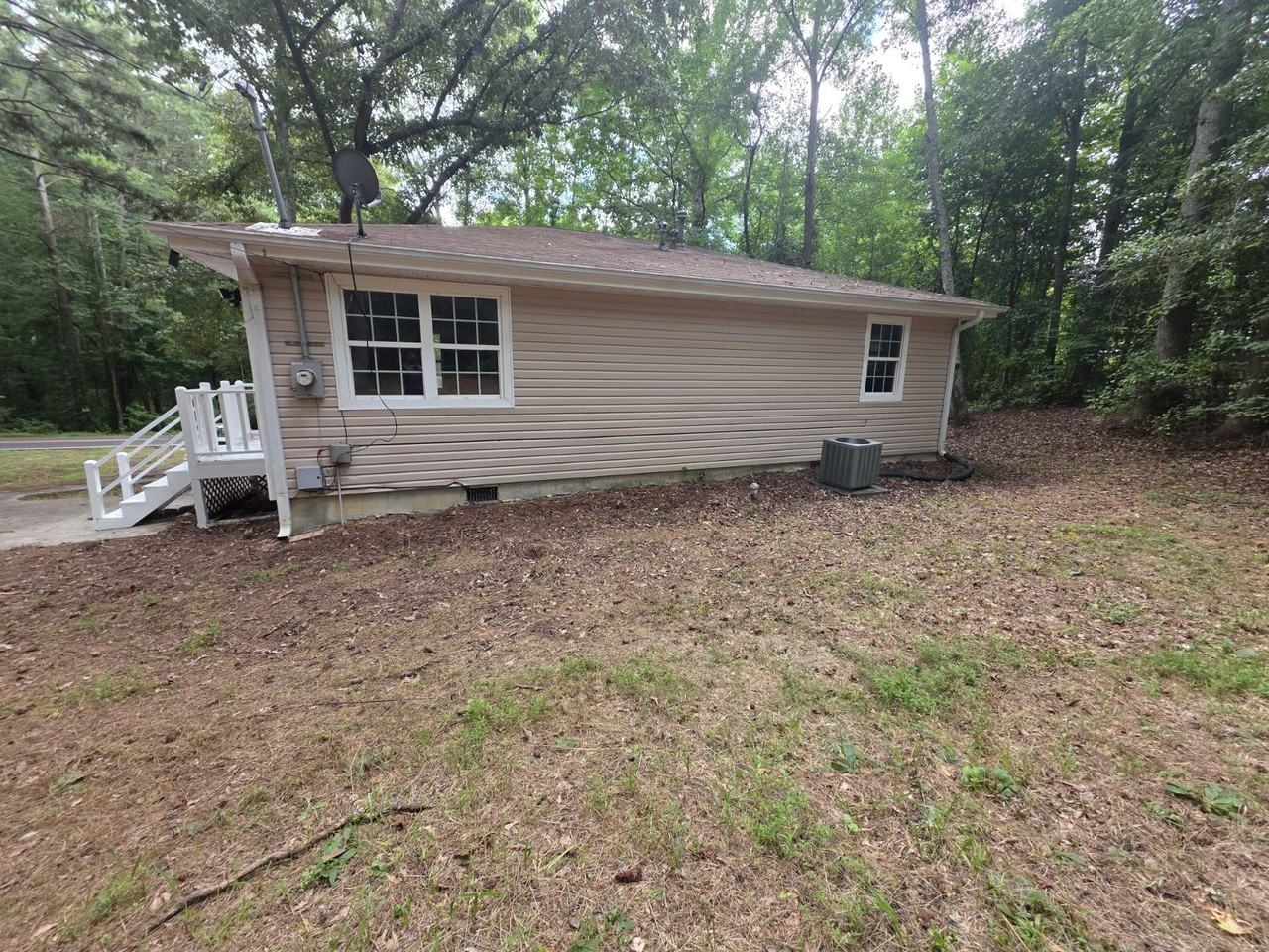 101 Bowen Dr - Photo 3 of 18