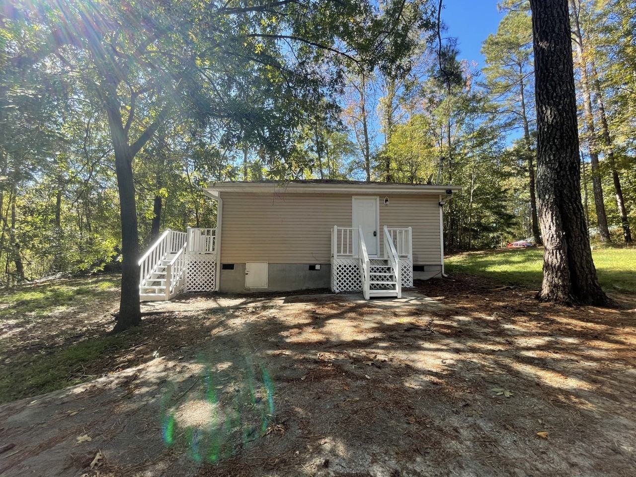 101 Bowen Dr - Photo 4 of 18