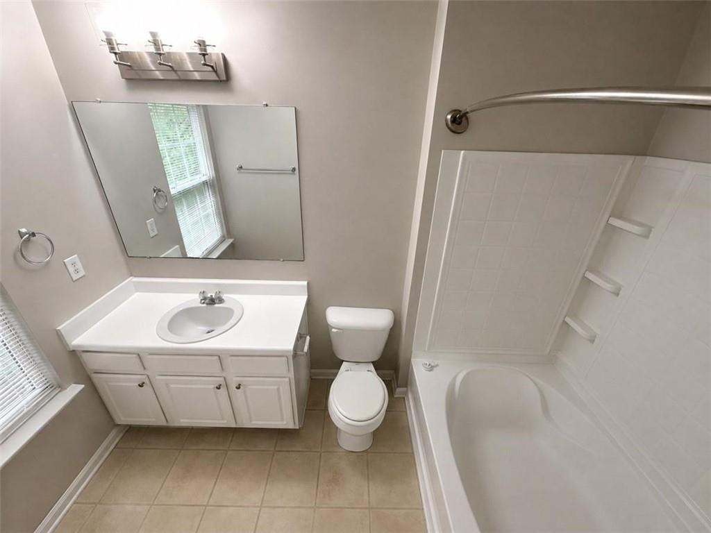 6764 Blackstone Pl - Photo 7 of 8