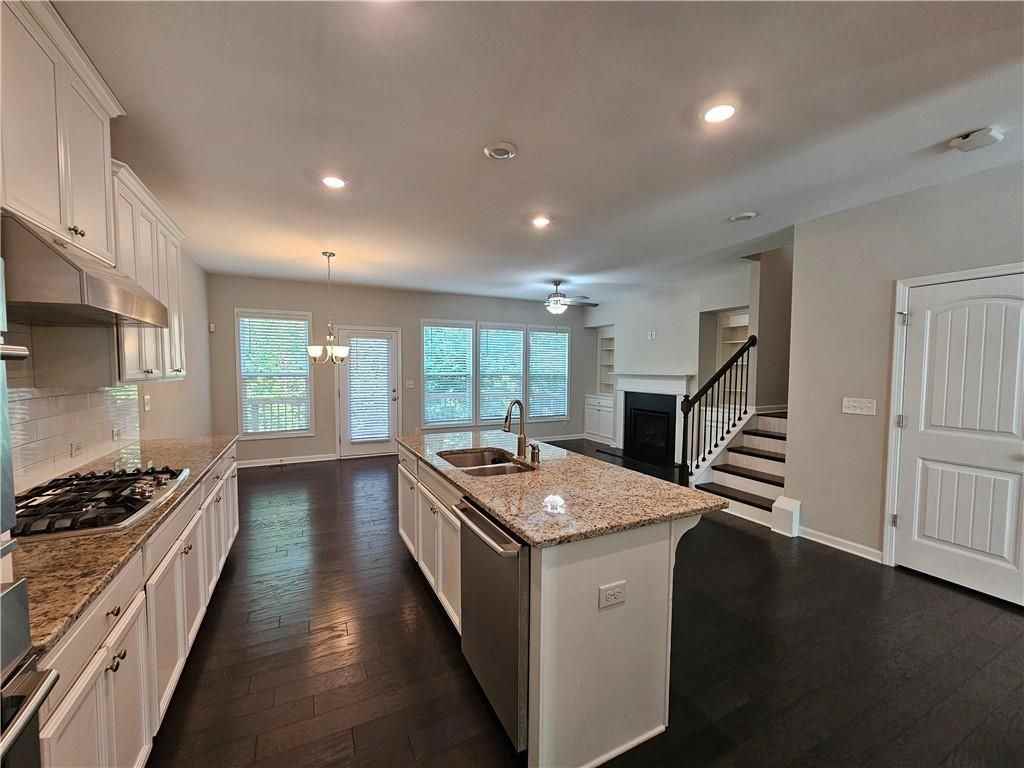871 Sunset Park Dr - Photo 7 of 33