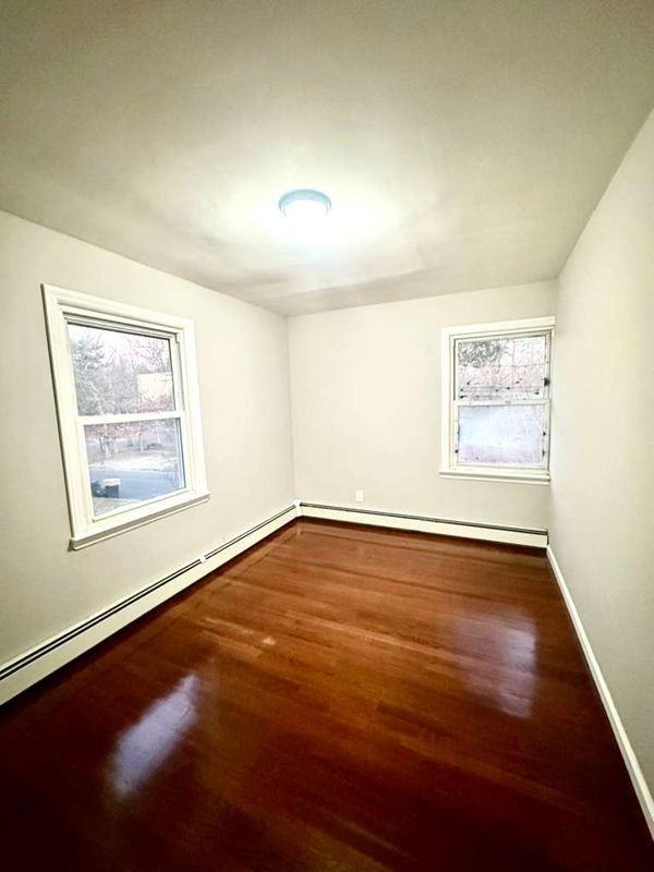 15435 64th Ave ##2 - Photo 2 of 8