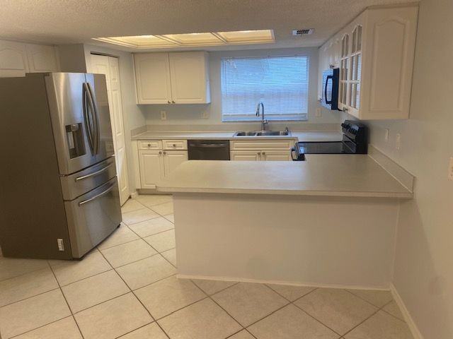 7050 Woodibis Dr - Photo 7 of 31