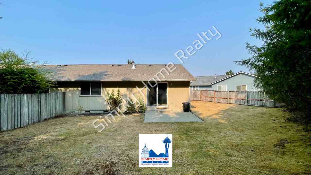 921 Avalon Ct Se - Photo 2 of 21