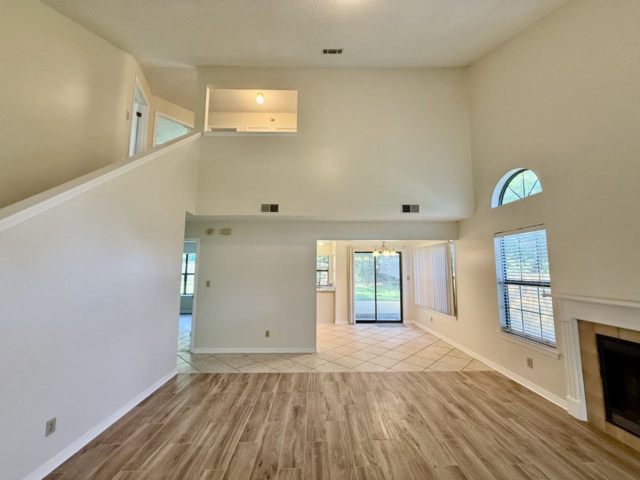 1516 Portside Dr - Photo 2 of 35