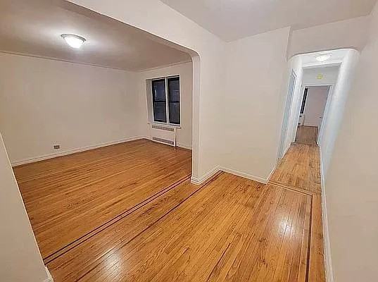 2201 Jerome Ave - Photo 6 of 6